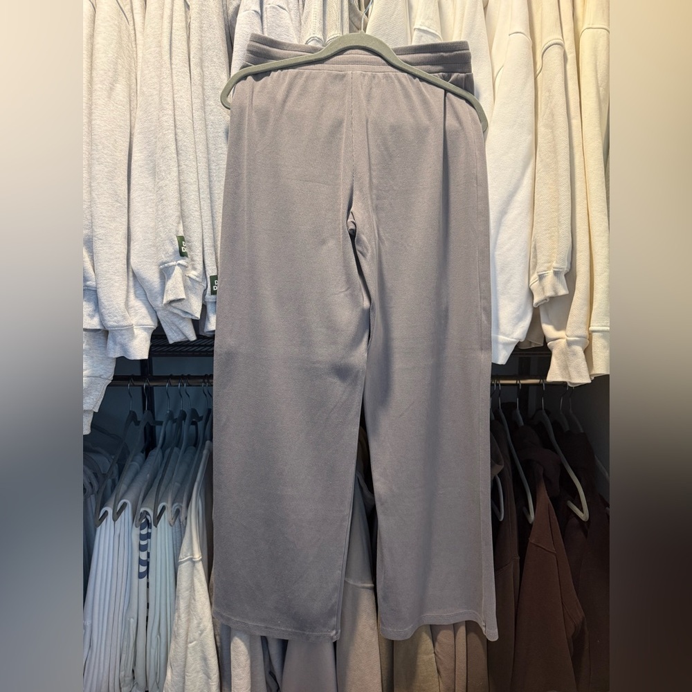 Aritzia Ribbed Pants - Picture 2 of 4